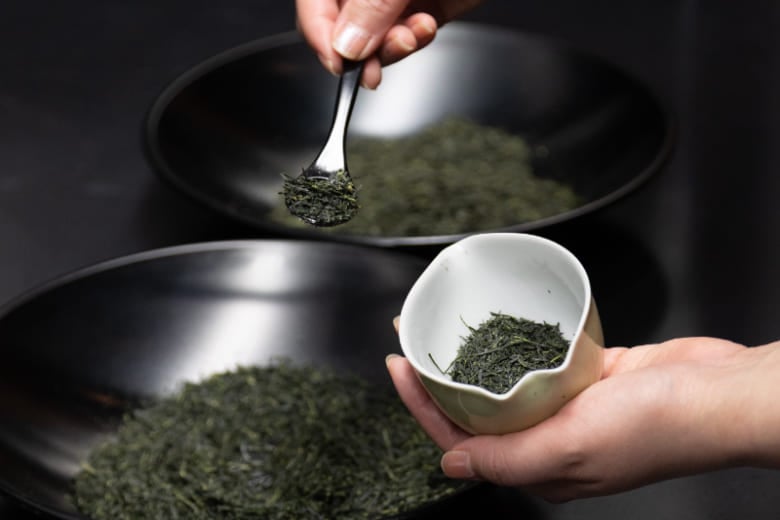 「福寿園 京都本店」老舗茶舗で自分だけのオリジナルブレンド茶づくり体験 −宇治茶を学ぶ−
